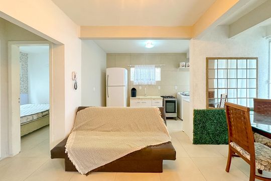 Sala de TV de apartamento para alugar com 2 quartos, 65m² em Ingleses Norte, Florianópolis