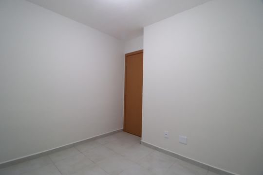 Quarto 2 de apartamento para alugar com 2 quartos, 49m² em Grand Ville, Uberlândia