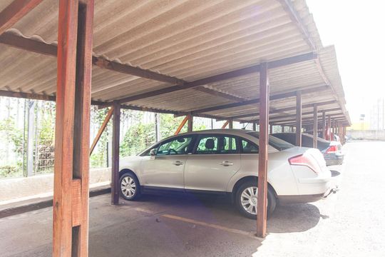 Garagem de apartamento para alugar com 3 quartos, 73m² em Presidente Roosevelt, Uberlândia