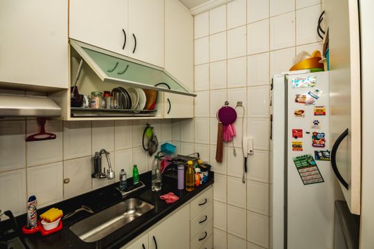 Cozinha de apartamento à venda com 3 quartos, 75m² em São Luiz, Belo Horizonte