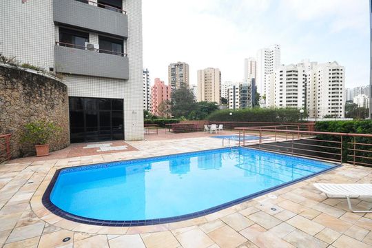 Área comum - Piscina de apartamento para alugar com 3 quartos, 145m² em Morumbi, São Paulo