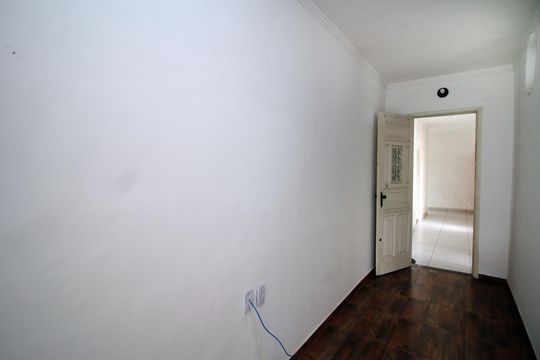 Corredor  de apartamento à venda com 2 quartos, 50m² em Irajá, Rio de Janeiro