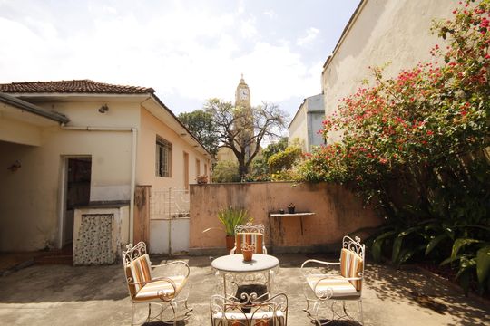 quintal de casa à venda com 5 quartos, 430m² em Carlos Prates, Belo Horizonte