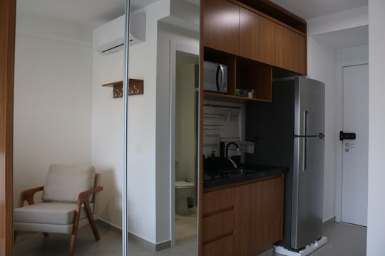Cozinha de kitnet/studio para alugar com 1 quarto, 24m² em Perdizes, São Paulo