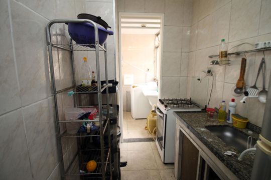 Cozinha de apartamento à venda com 2 quartos, 55m² em Vicente de Carvalho, Rio de Janeiro