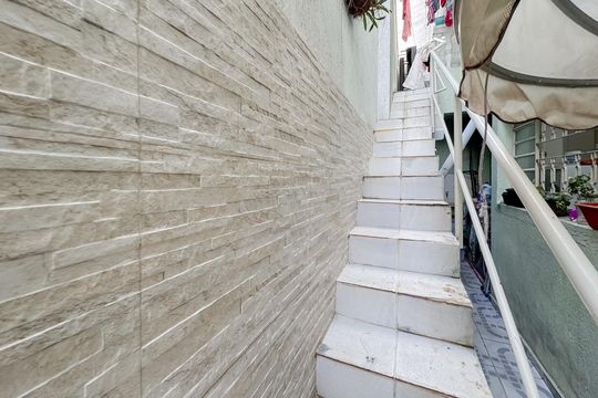 Área de Serviço de casa à venda com 4 quartos, 200m² em Vila Monumento, São Paulo