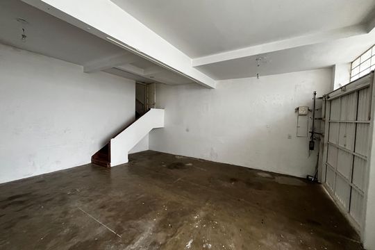 Garagem de casa à venda com 2 quartos, 198m² em Casa Verde, São Paulo