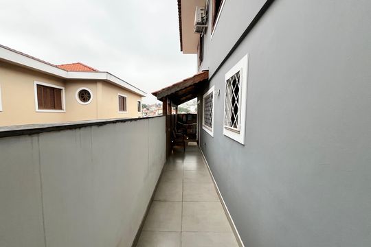 Área externa de casa à venda com 3 quartos, 200m² em Casa Verde, São Paulo