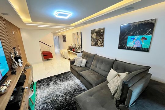 Sala de casa à venda com 3 quartos, 200m² em Casa Verde, São Paulo