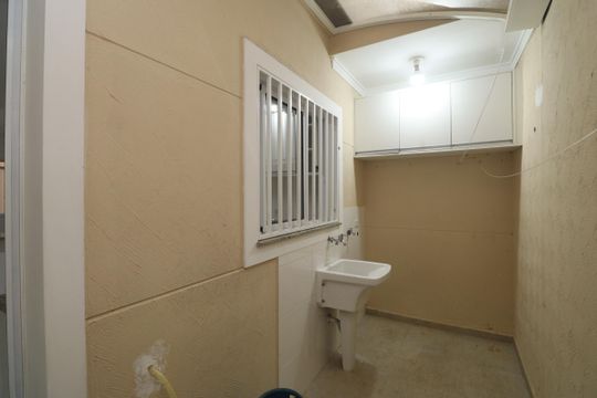 Área de Serviço de casa para alugar com 2 quartos, 60m² em Vila Mazzei, São Paulo