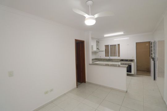 Casa para alugar com 2 quartos, 60m² em Vila Mazzei, São Paulo