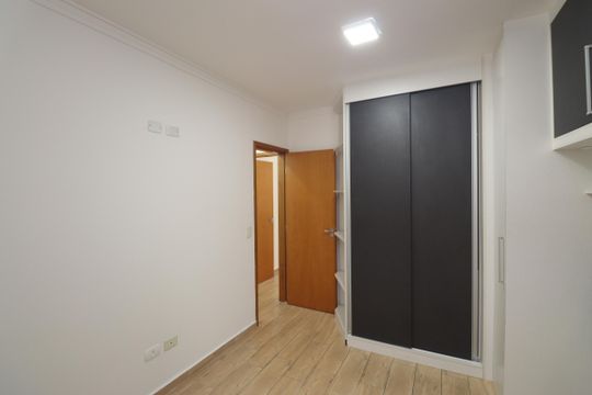 Suíte 2 de casa para alugar com 2 quartos, 60m² em Vila Mazzei, São Paulo