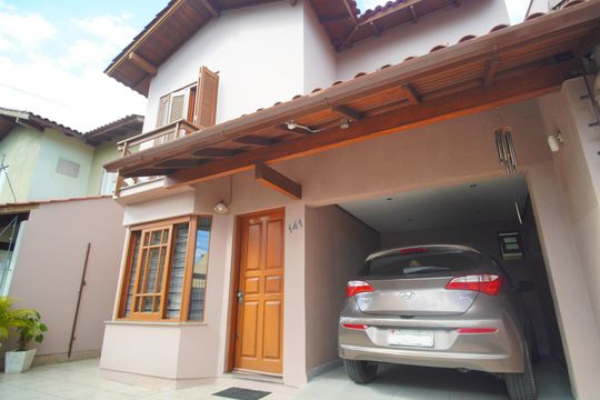 Garagem de casa à venda com 3 quartos, 93m² em Ouro Branco, Novo Hamburgo