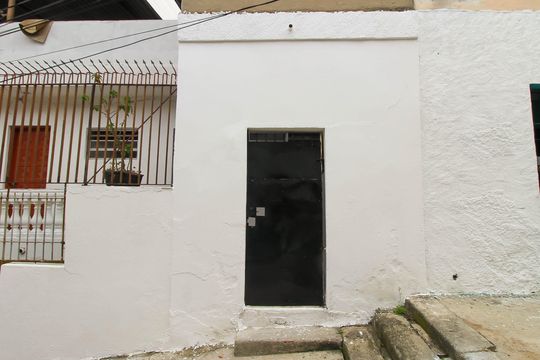 Fachada de casa para alugar com 1 quarto, 80m² em Jardim Tietê, São Paulo