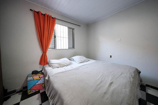 Quarto 1 de casa para alugar com 2 quartos, 300m² em Jardim Coimbra, São Paulo