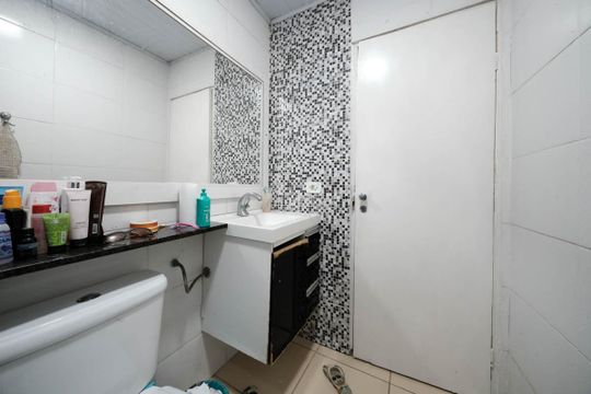 Banheiro de casa para alugar com 2 quartos, 300m² em Jardim Coimbra, São Paulo