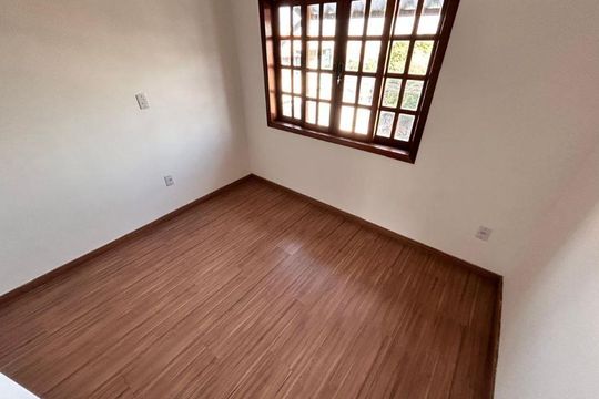 Casa à venda com 2 quartos, 156m² em Salgado Filho, Belo Horizonte