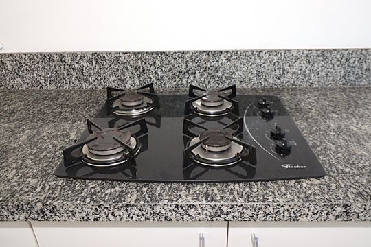 Cozinha de apartamento à venda com 2 quartos, 69m² em São João, Porto Alegre