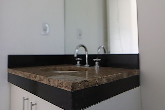 Banheiro da Suíte de apartamento à venda com 2 quartos, 69m² em São João, Porto Alegre