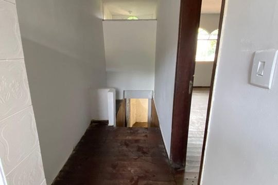 Corredor de casa à venda com 4 quartos, 800m² em Salgado Filho, Belo Horizonte