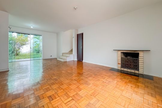 Sala de casa à venda com 3 quartos, 194m² em Paraíso, São Paulo