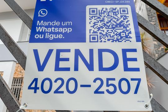 Plaquinha de casa à venda com 3 quartos, 194m² em Paraíso, São Paulo