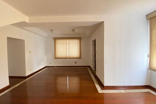 Sala de casa à venda com 4 quartos, 284m² em Del Castilho, Rio de Janeiro