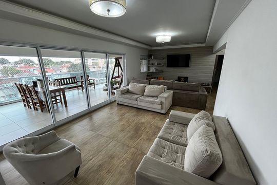 Apartamento à venda com 3 quartos, 250m² em Santa Teresinha, São Paulo