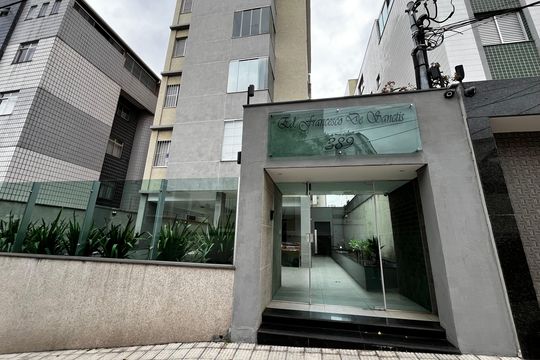 Fachada de apartamento à venda com 3 quartos, 80m² em Gutierrez, Belo Horizonte