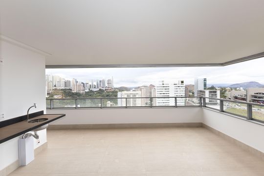 Varanda da Sala 1 de apartamento à venda com 4 quartos, 240m² em Vale do Sereno, Nova Lima