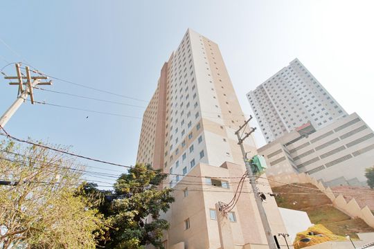 Fachada de apartamento para alugar com 1 quarto, 27m² em Parque Arariba, São Paulo