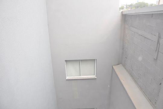 Área de Serviço vista de apartamento para alugar com 1 quarto, 35m² em Vila Mangalot, São Paulo