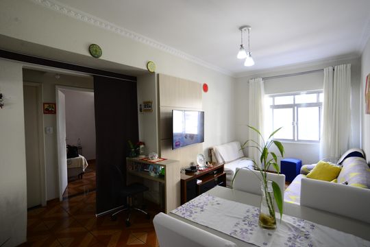 Sala de apartamento para alugar com 2 quartos, 83m² em Liberdade, São Paulo
