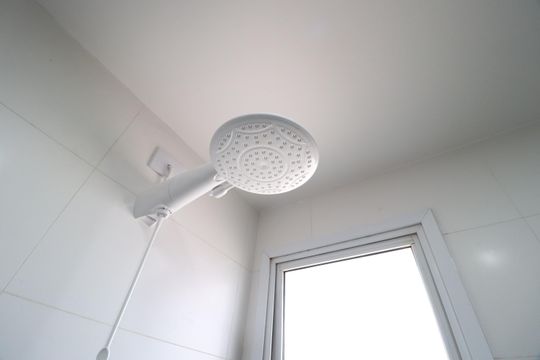 Banheiro de apartamento para alugar com 1 quarto, 65m² em Centro, Uberlândia