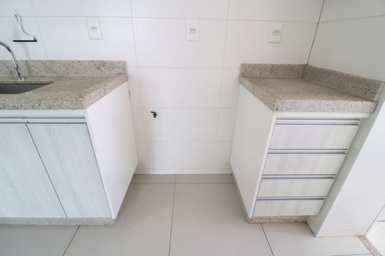 Cozinha de apartamento para alugar com 1 quarto, 65m² em Centro, Uberlândia