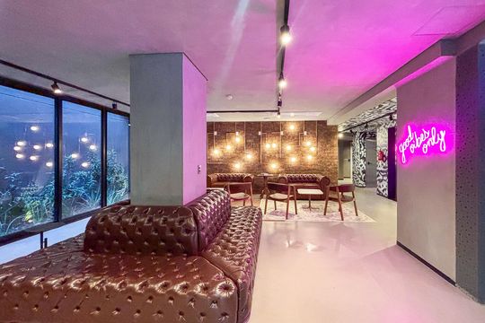 Área comum de kitnet/studio para alugar com 1 quarto, 109m² em Cerqueira César, São Paulo