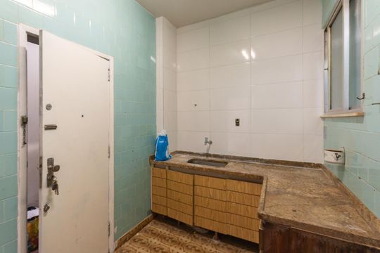 Cozinha de apartamento à venda com 3 quartos, 130m² em Grajaú, Rio de Janeiro