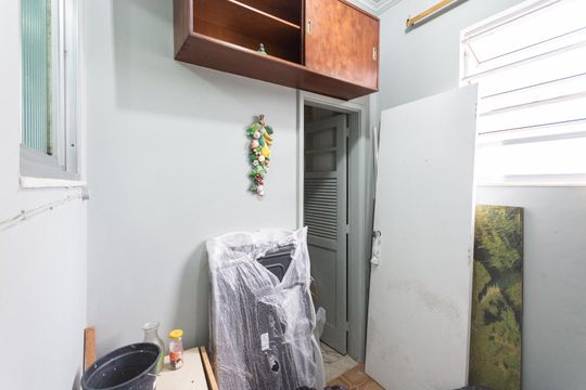 Quarto de Serviço de apartamento à venda com 3 quartos, 130m² em Grajaú, Rio de Janeiro