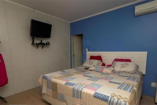Casa à venda com 4 quartos, 223m² em Vila Romana, São Paulo