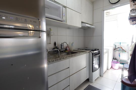 Cozinha de apartamento à venda com 2 quartos, 64m² em Jardim Monte Kemel, São Paulo