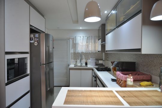 Cozinha de apartamento à venda com 2 quartos, 72m² em Jardim, Santo André