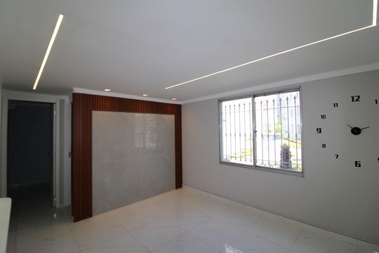 Sala de apartamento à venda com 2 quartos, 45m² em Vila Francos, São Paulo