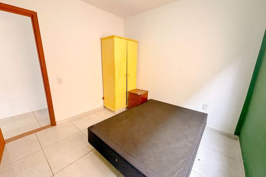 Quarto 1 de casa para alugar com 2 quartos, 135m² em São João do Rio Vermelho, Florianópolis
