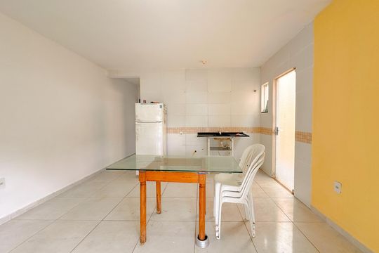 Sala/Cozinha de casa para alugar com 2 quartos, 135m² em São João do Rio Vermelho, Florianópolis