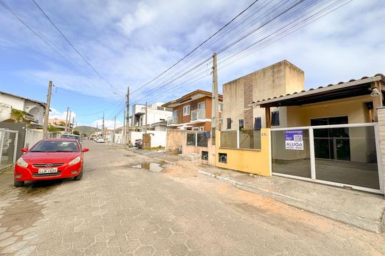 Vista da Rua de casa para alugar com 2 quartos, 135m² em São João do Rio Vermelho, Florianópolis