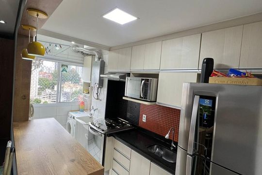 Cozinha de apartamento à venda com 2 quartos, 47m² em Jardim Umarizal, São Paulo