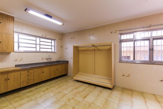 Cozinha de casa à venda com 4 quartos, 256m² em Vila Regente Feijó, São Paulo