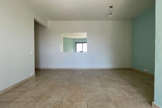 Sala de apartamento à venda com 2 quartos, 56m² em Vila Polopoli, São Paulo