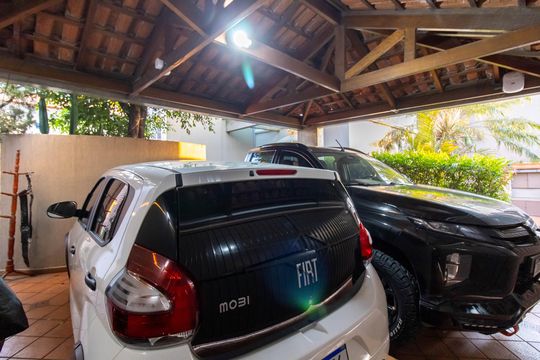 Garagem de casa à venda com 3 quartos, 308m² em Vila Zamataro, Guarulhos