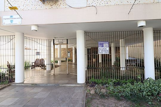 Fachada  de apartamento para alugar com 3 quartos, 153m² em Auxiliadora, Porto Alegre